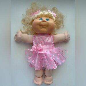 2016 Cabbage Patch Kids Doll New Fashions Blonde hair /Blue eyes 14"